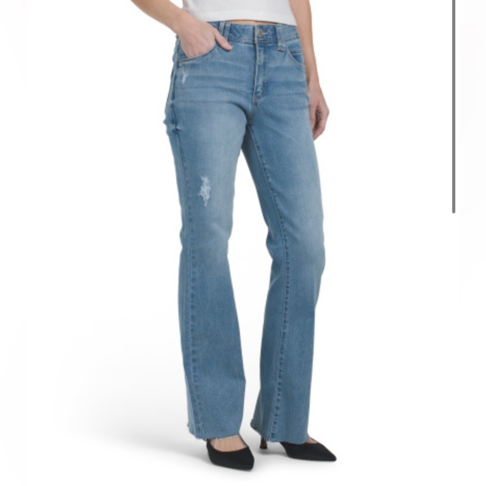 Democracy High Rise Light Blue Flare Jeans NWT - 6